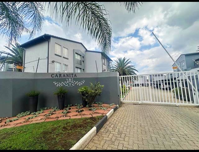 2 BEDROOM TOWNHOUSE FOR SALE IN VERWOERDPARK